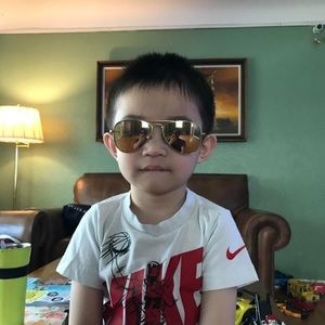 Meet your Posher, Peter junior